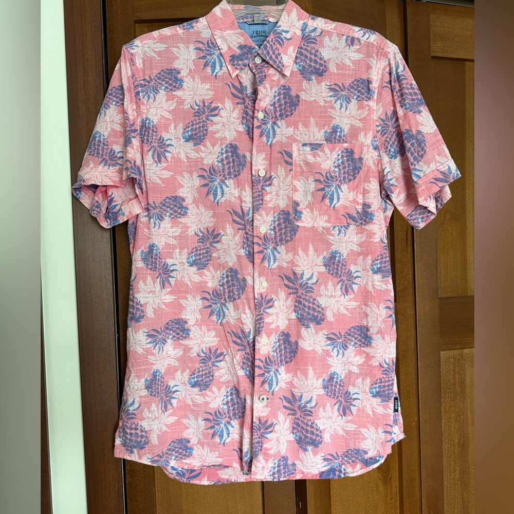 Men’s Izod Pink and Blue Casual Button Down Shirt Book that Beach Resort Trip!